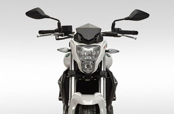Benelli BN 302 2017 - Bild 14 Benelli BN 302 2017 - Bild 14