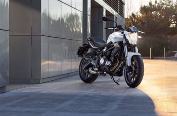 Benelli BN 302 2017 - Bild 19 Benelli BN 302 2017 - Bild 19