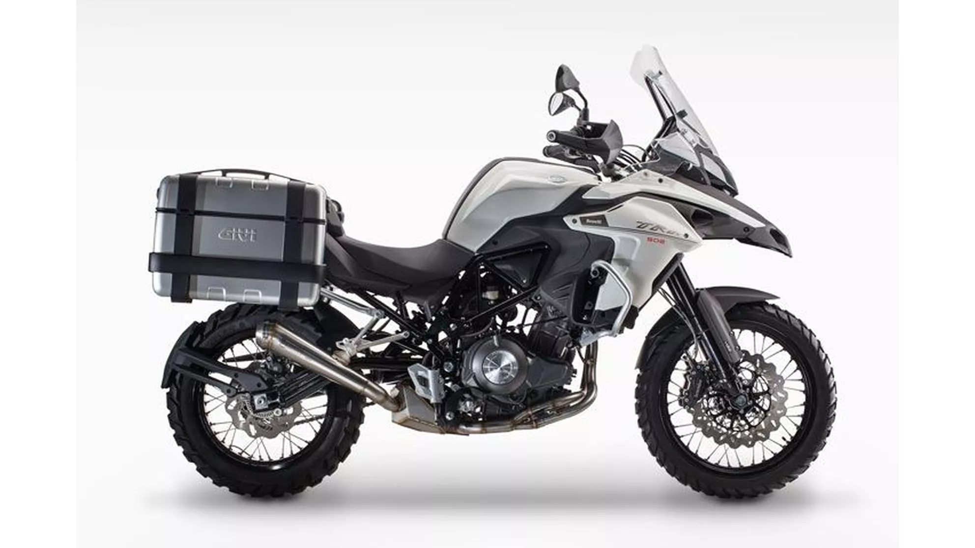 Benelli TRK 502 - Image 3 Benelli TRK 502 - Image 3