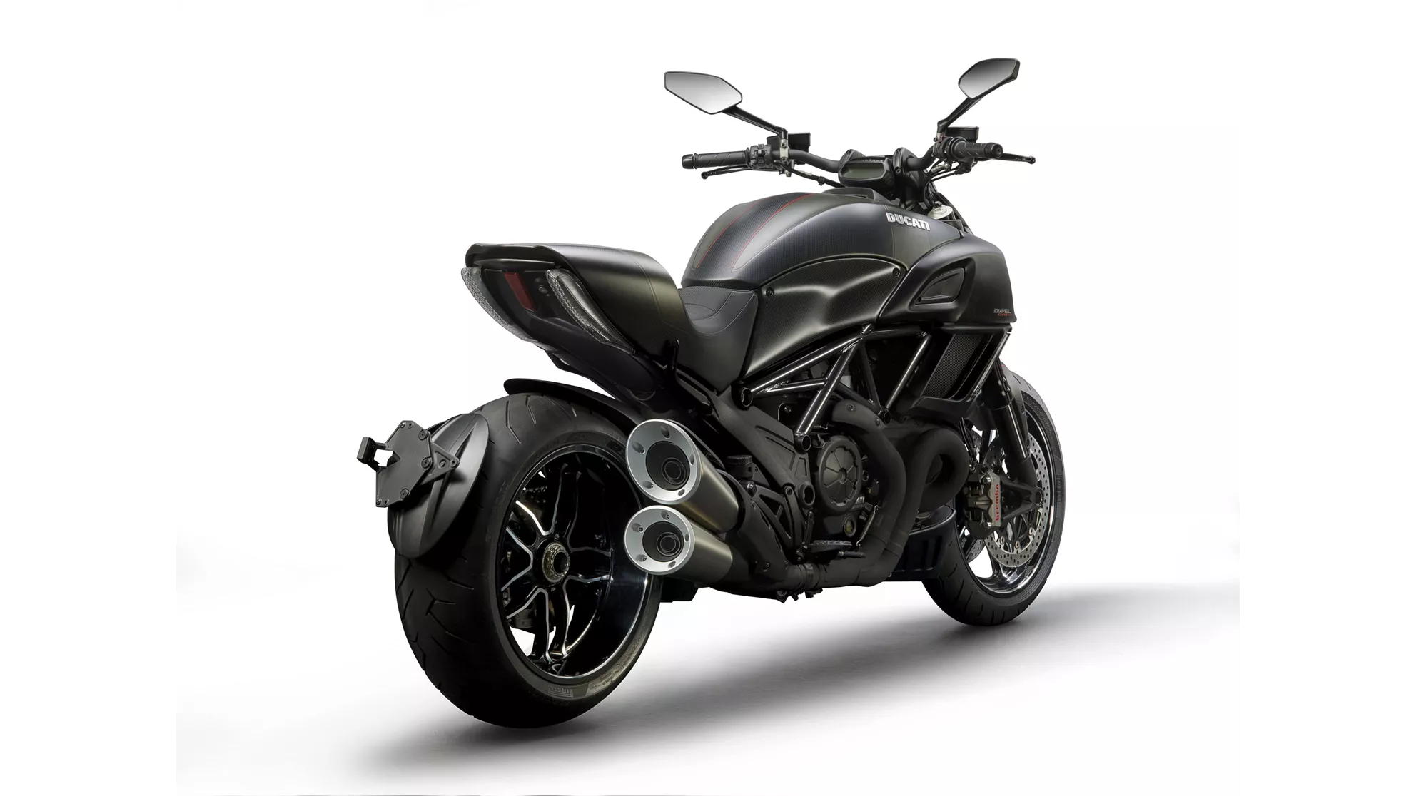 Ducati Diavel Carbon - Image 4 Ducati Diavel Carbon - Image 4