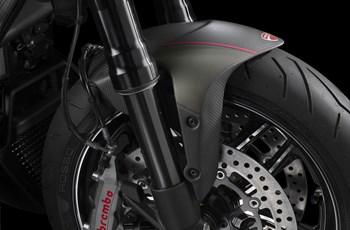 Ducati Diavel Carbon 2017 - Bild 13
