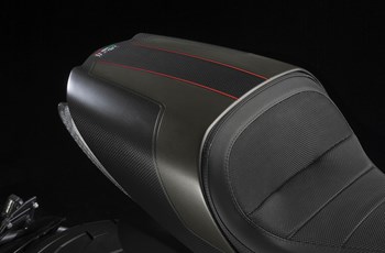 Ducati Diavel Carbon 2017 - Bild 14