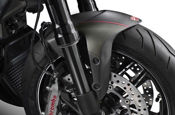 Ducati Diavel Carbon 2017 - Bild 18