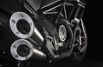 Ducati Diavel Carbon 2017 - Bild 20