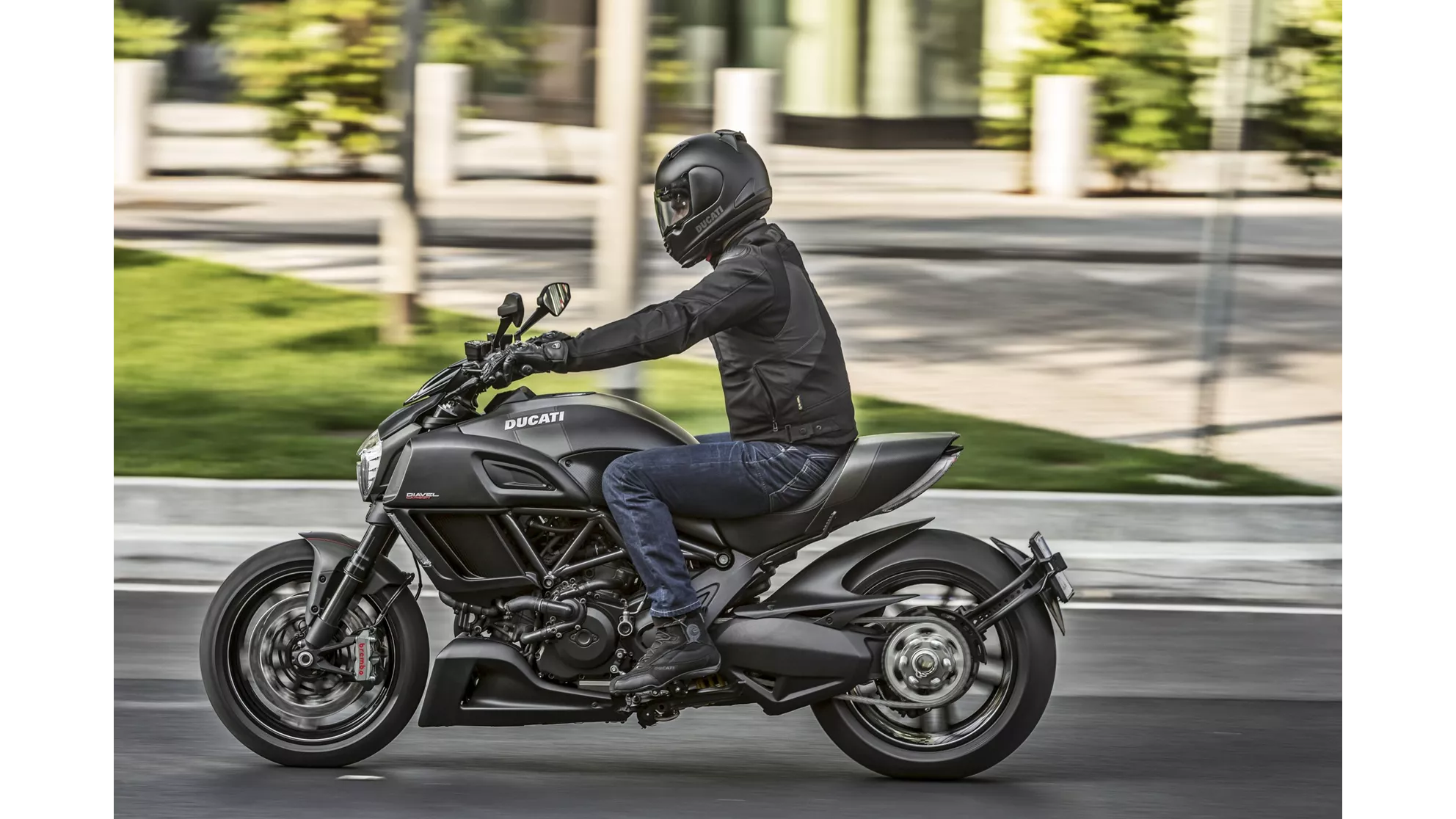 Ducati Diavel Carbon - Image 23 Ducati Diavel Carbon - Image 23