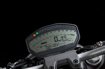 Ducati Monster 821 2017 - Bild 12 Ducati Monster 821 2017 - Bild 12