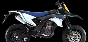 FB Mondial SMT 125i 2017 vs Fantic 125E Casa 2019