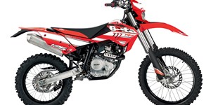 KTM 250 EXC 2014 vs Beta RR Enduro 4T 125 LC 2017