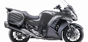 KTM 1390 Super Duke R EVO 2024 vs Kawasaki GTR 1400 2017