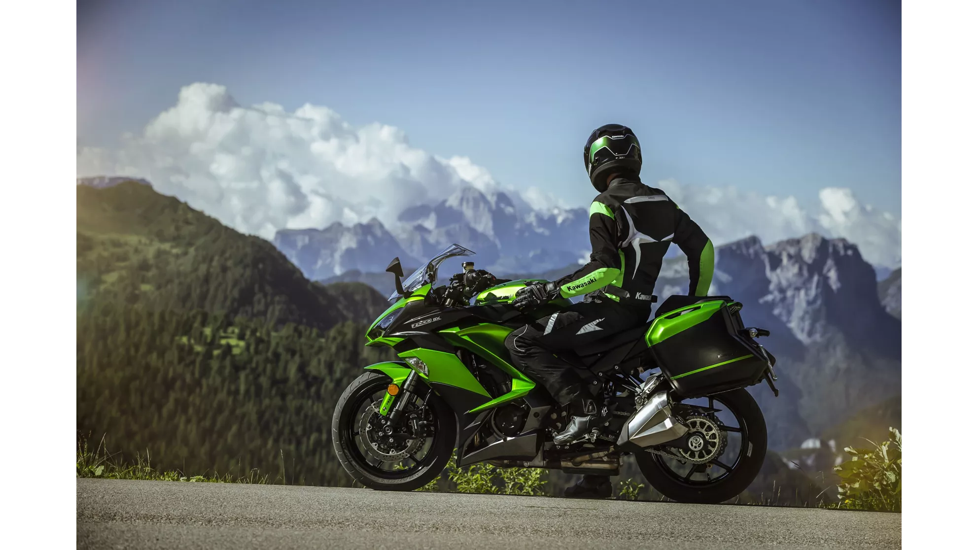 Kawasaki Z1000SX - Image 1 Kawasaki Z1000SX - Image 1