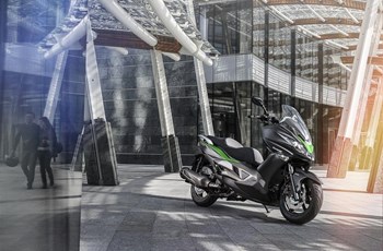 Kawasaki J300 2017 - Bild 10 Kawasaki J300 2017 - Bild 10