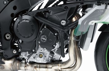 Kawasaki Ninja ZX-10RR 2017 - Bild 11 Kawasaki Ninja ZX-10RR 2017 - Bild 11
