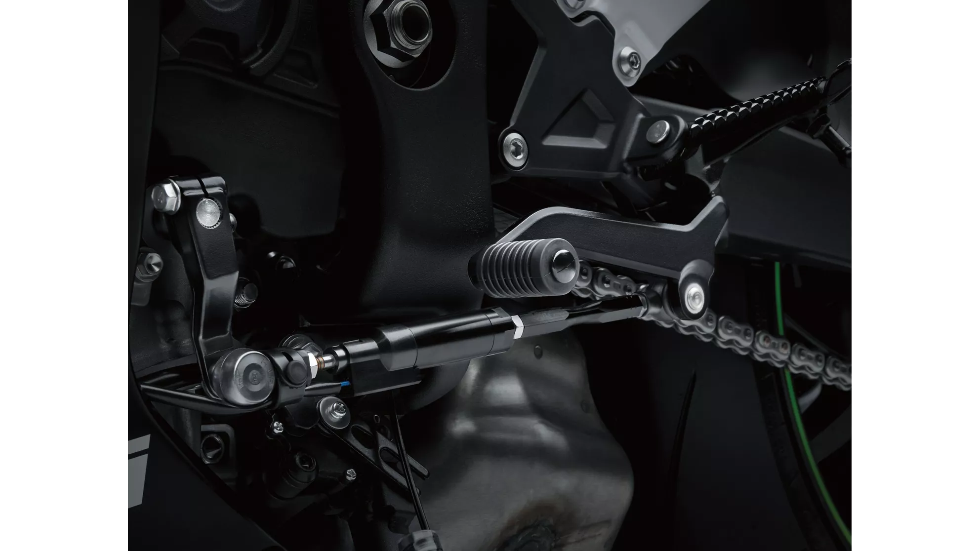 Kawasaki Ninja ZX-10RR - Image 11 Kawasaki Ninja ZX-10RR - Image 11