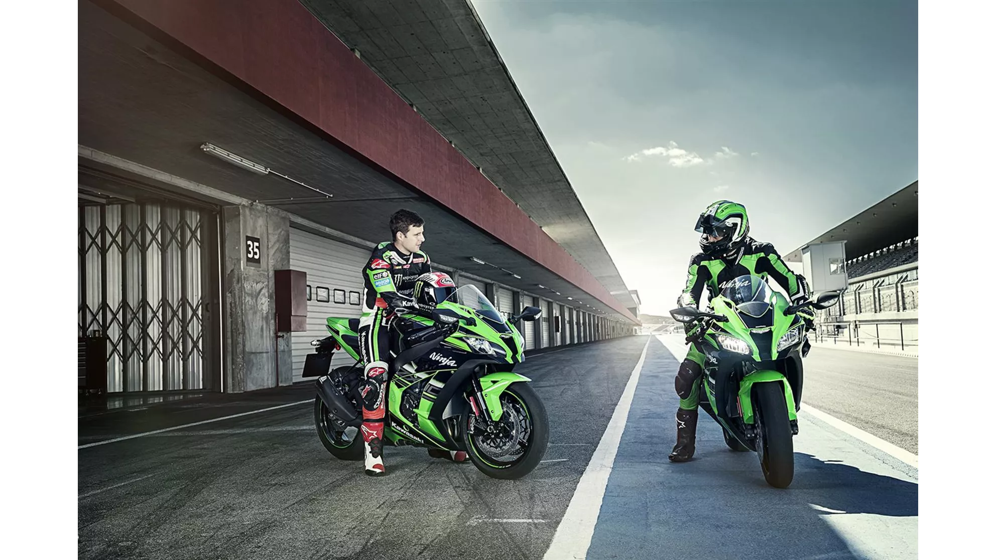 Kawasaki Ninja ZX-10R - Image 10 Kawasaki Ninja ZX-10R - Image 10