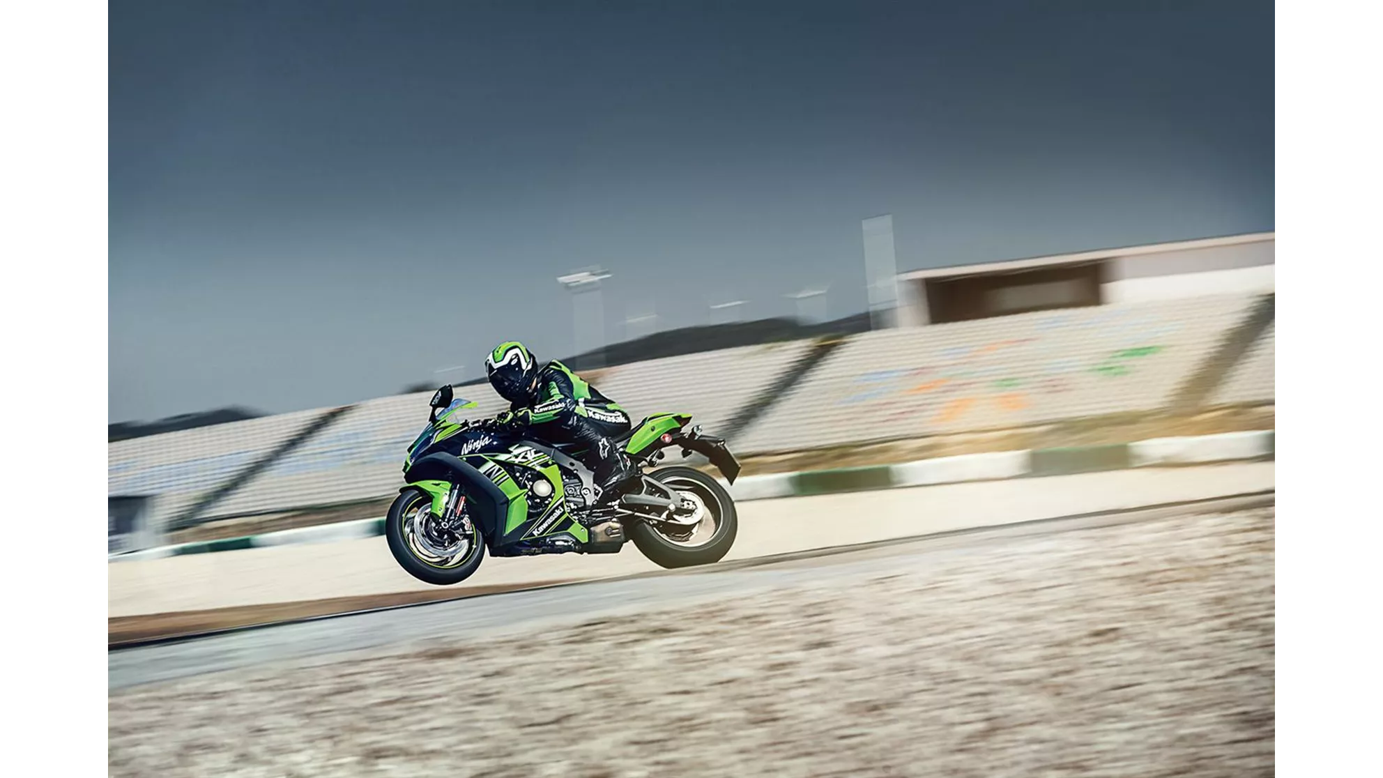 Kawasaki Ninja ZX-10R - Image 21 Kawasaki Ninja ZX-10R - Image 21