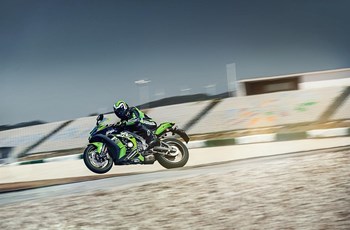 Kawasaki Ninja ZX-10R 2017 - Bild 23 Kawasaki Ninja ZX-10R 2017 - Bild 23