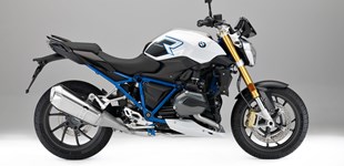 Kawasaki Z900 2025 vs BMW R 1200 R 2017
