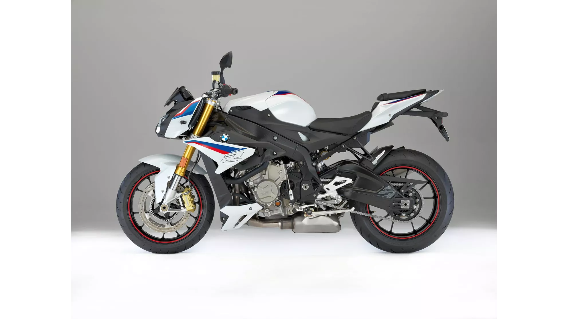 BMW S 1000 R - Image 15 BMW S 1000 R - Image 15