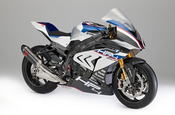 BMW HP4 RACE 2017 - Bild 3