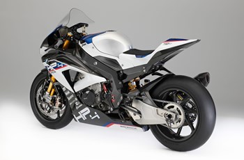 BMW HP4 RACE 2017 - Bild 5