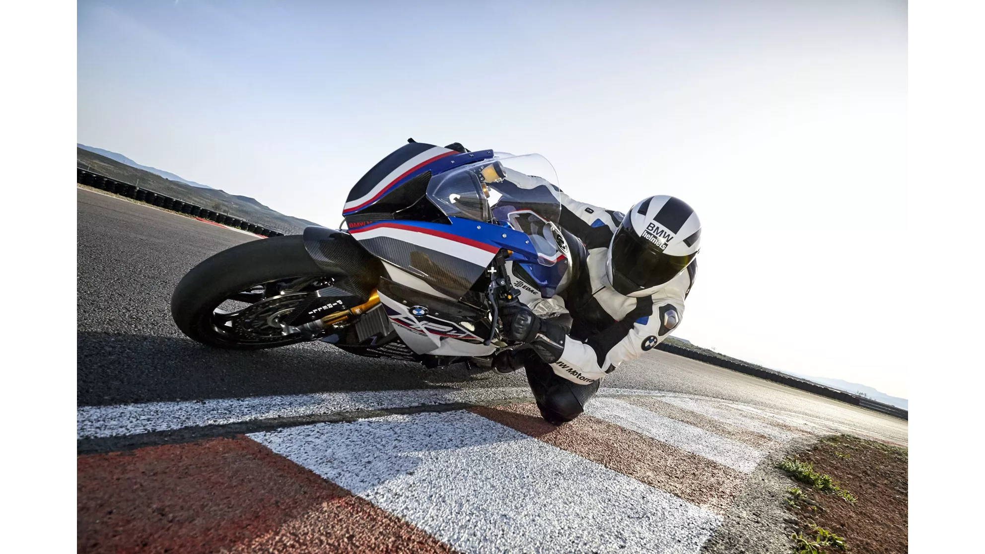 BMW HP4 RACE - Image 8 BMW HP4 RACE - Image 8