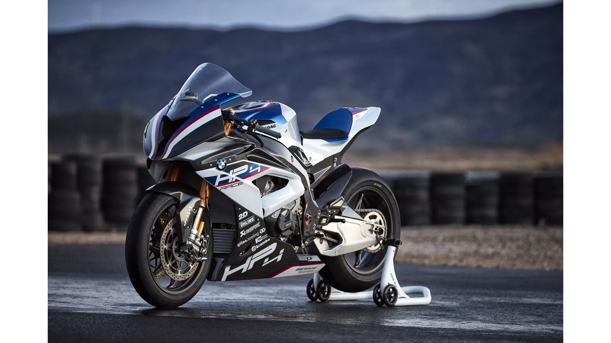 BMW HP4 RACE - Image 11 BMW HP4 RACE - Image 11
