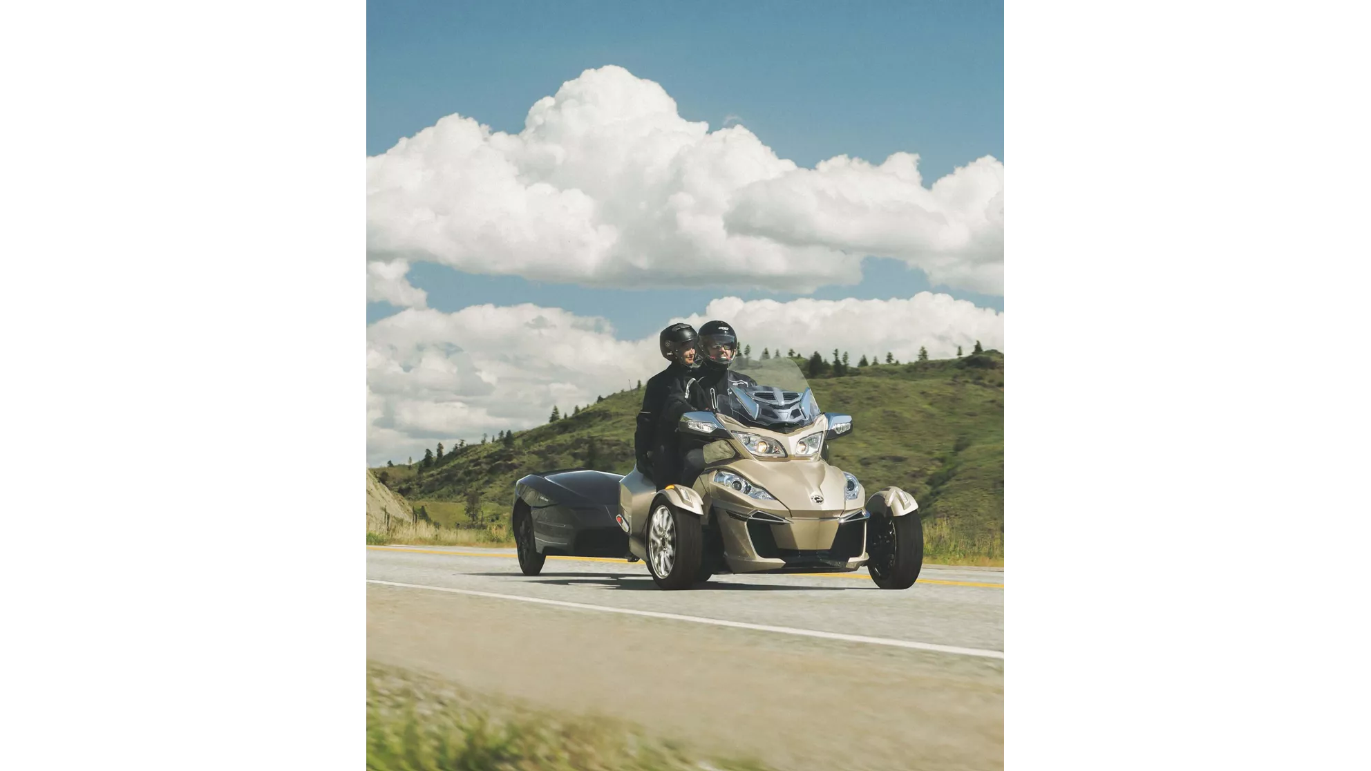 Can-Am Spyder RT Limited - Image 14 Can-Am Spyder RT Limited - Image 14