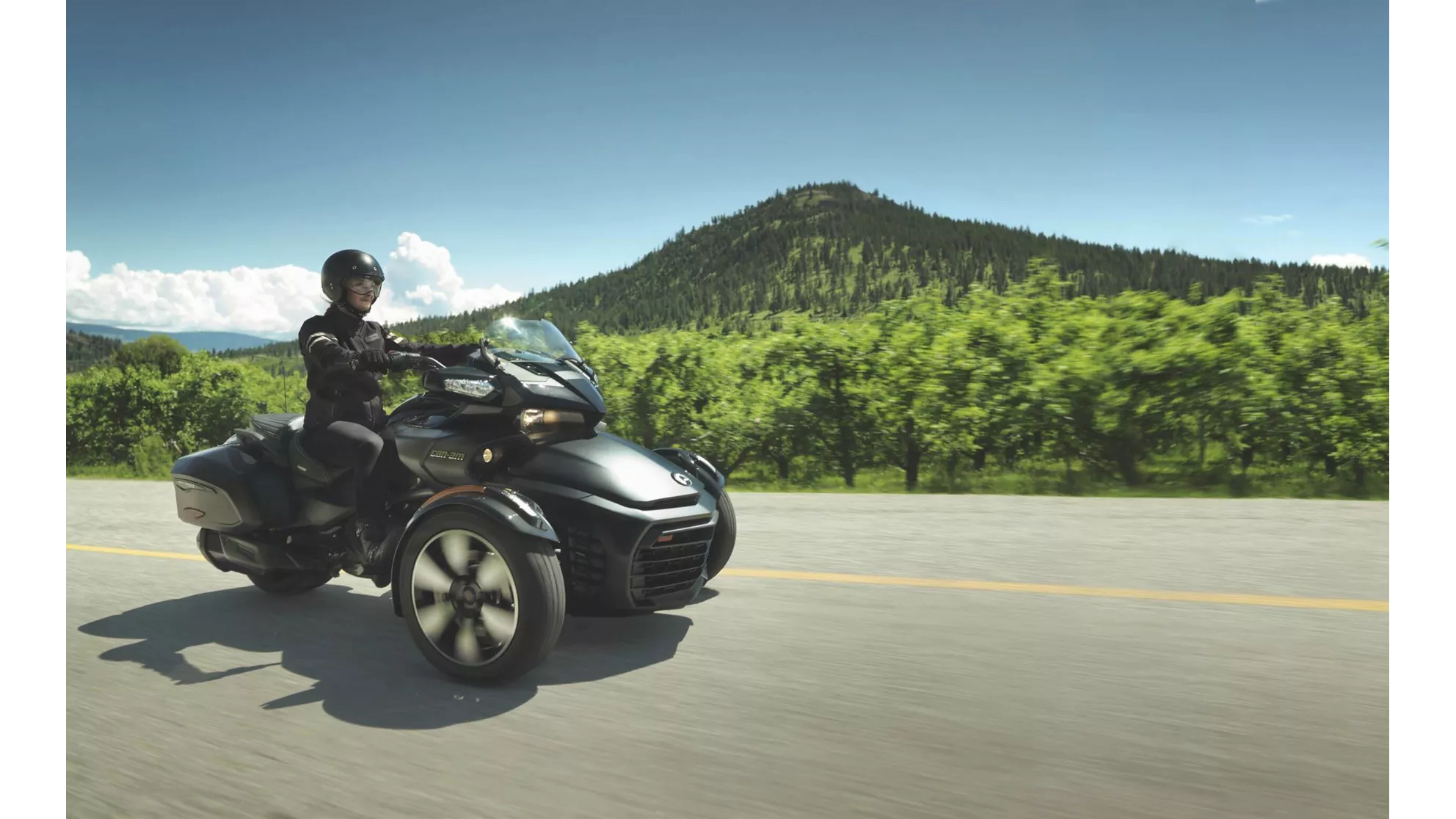 Can-Am Spyder F3-T - Image 6 Can-Am Spyder F3-T - Image 6