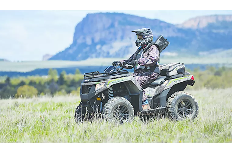 Arctic Cat Alterra 700 XT 2017 Arctic Cat Alterra 700 XT 2017