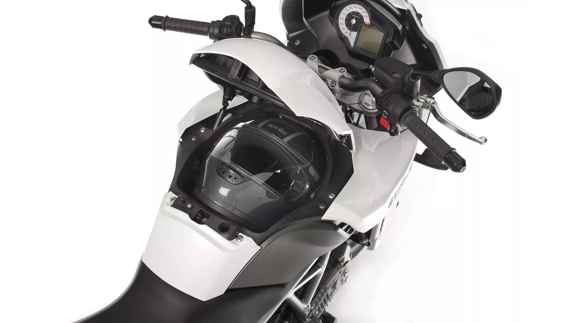 Aprilia Mana 850 GT - Image 2 Aprilia Mana 850 GT - Image 2