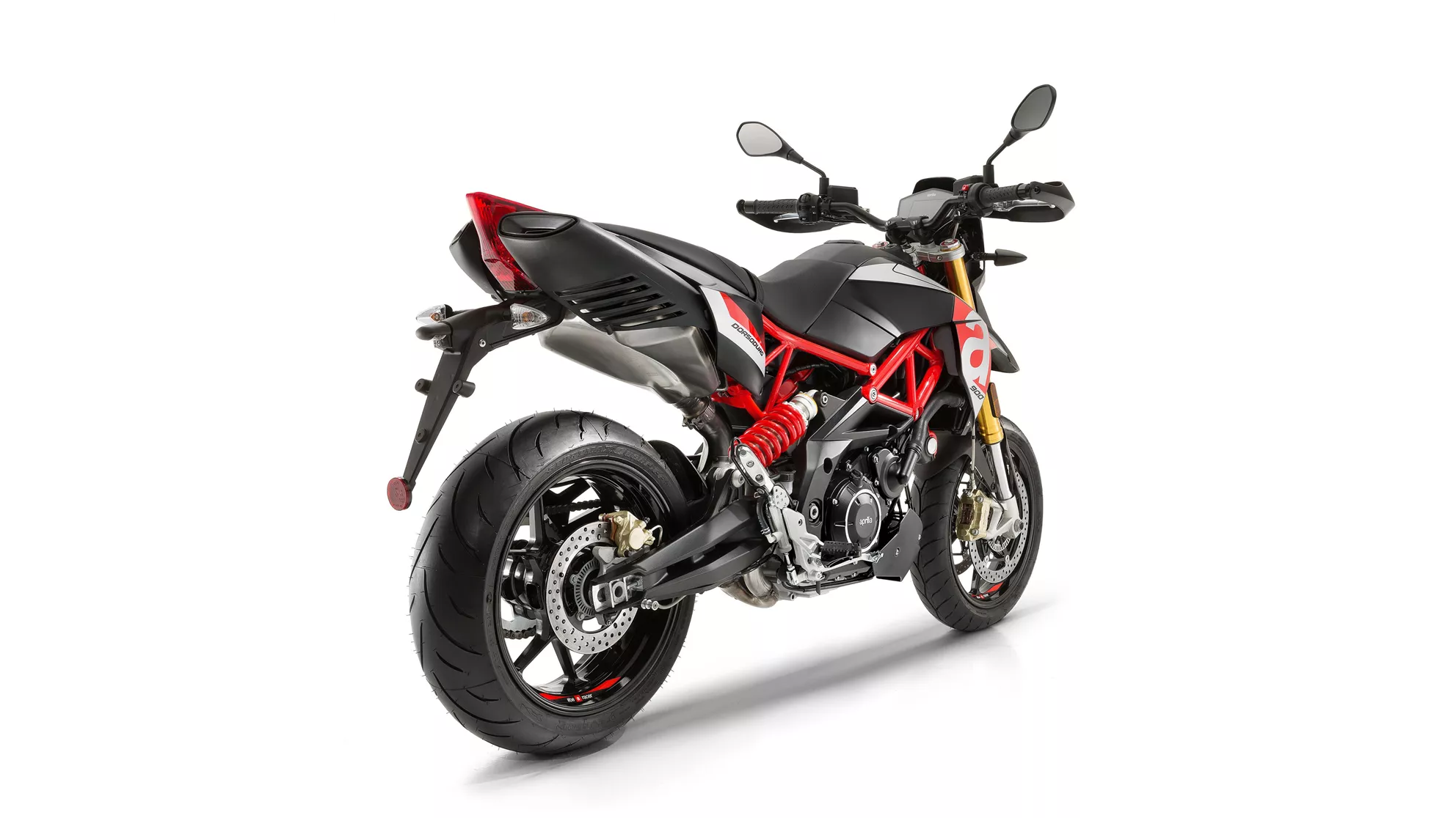 Aprilia Dorsoduro 900 - Image 9 Aprilia Dorsoduro 900 - Image 9