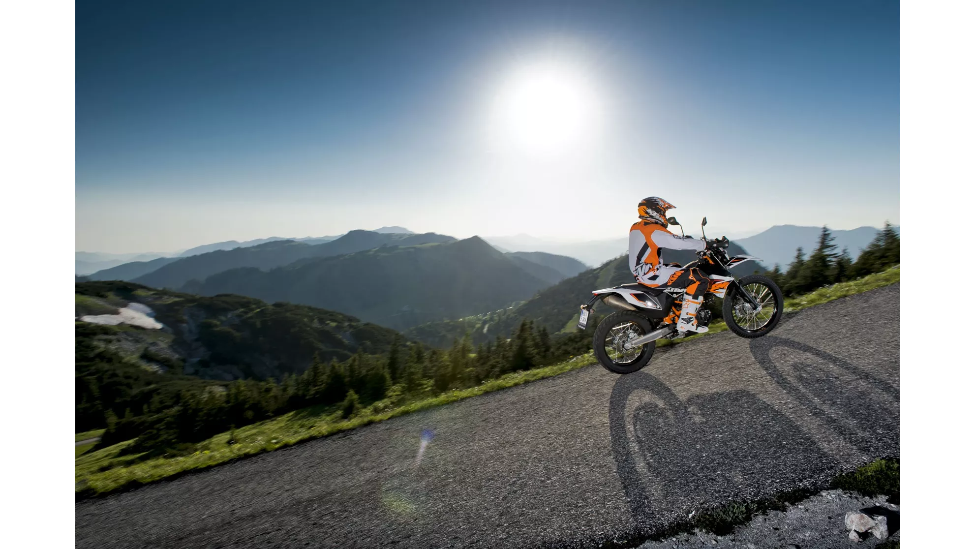 KTM 690 Enduro R - Image 3 KTM 690 Enduro R - Image 3