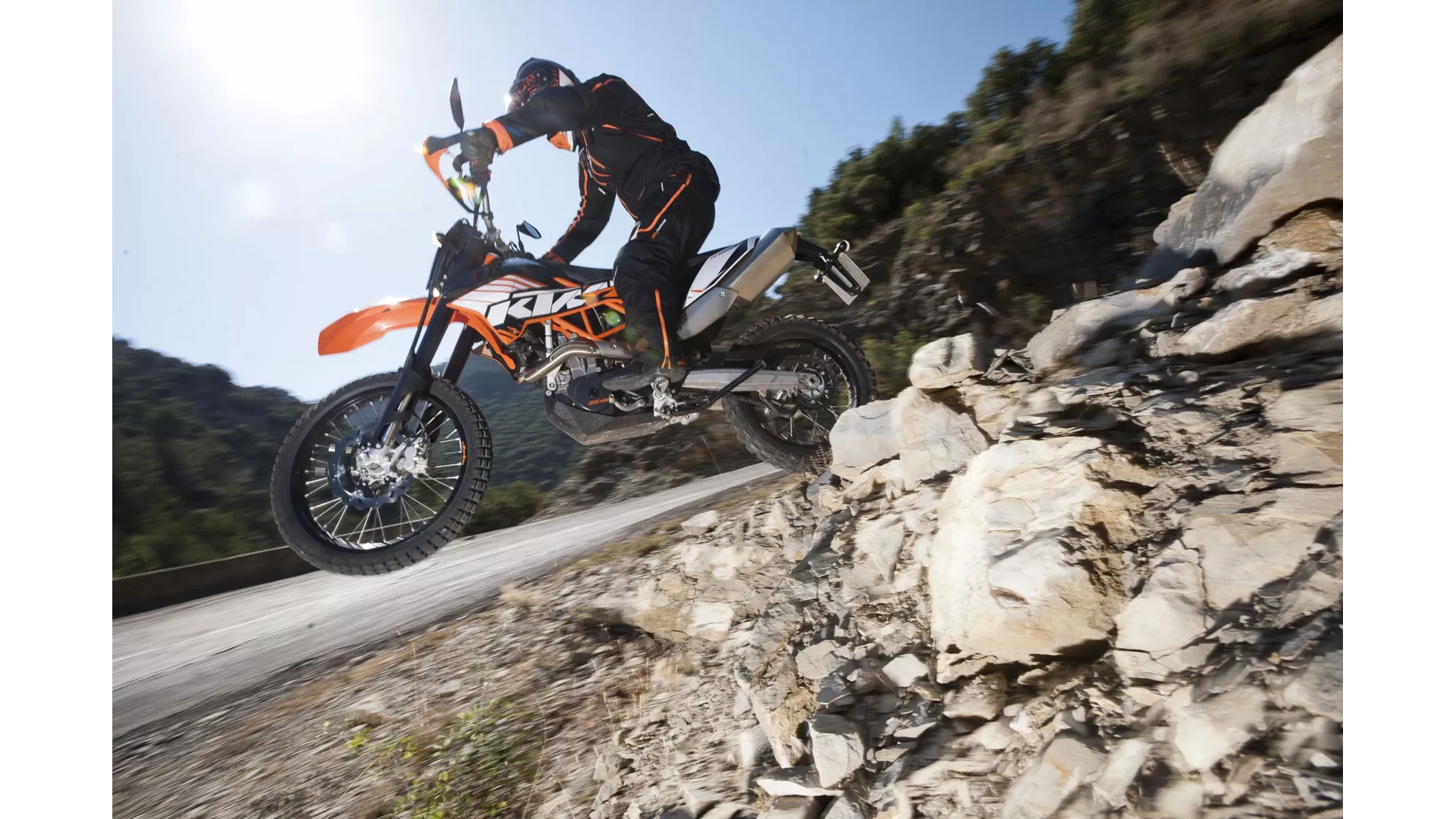 KTM 690 Enduro R - Image 4 KTM 690 Enduro R - Image 4