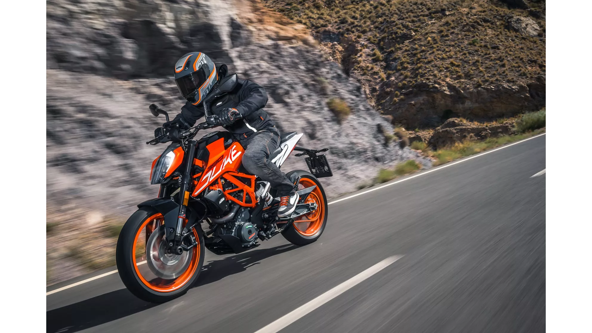 KTM 390 Duke - Image 14 KTM 390 Duke - Image 14