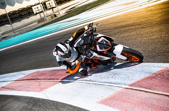KTM 1290 Super Duke R 2018 - Bild 2 KTM 1290 Super Duke R 2018 - Bild 2