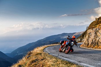 KTM 1290 Super Duke GT 2018 - Bild 13