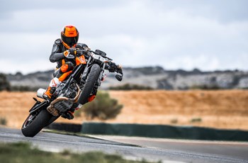 KTM 790 Duke 2018 - Bild 20 KTM 790 Duke 2018 - Bild 20