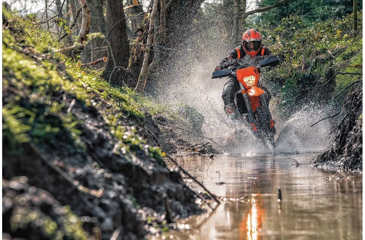 KTM 450 EXC-F SIX DAYS KTM 450 EXC-F SIX DAYS