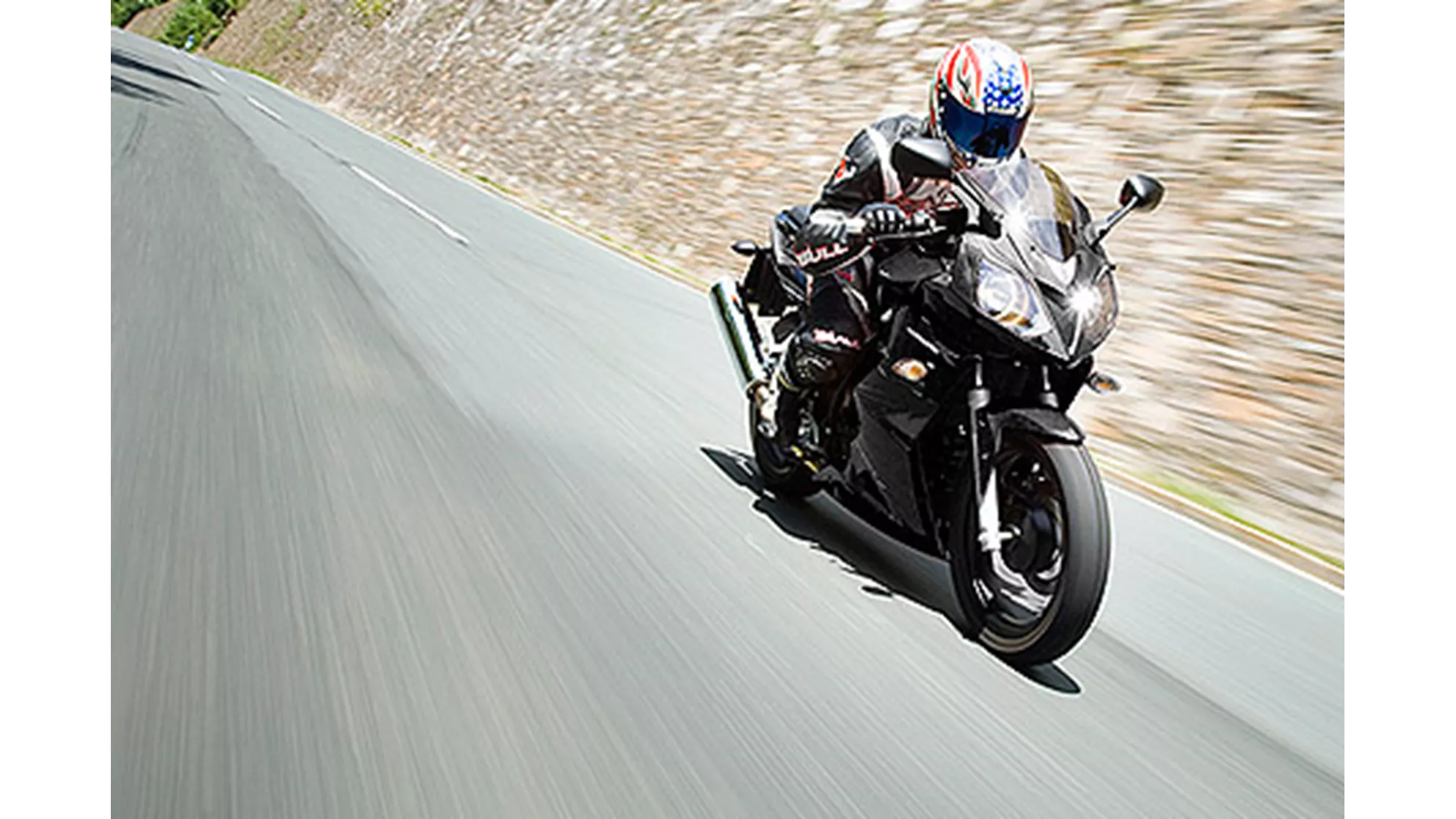 Daelim Roadwin 125 R - Image 9 Daelim Roadwin 125 R - Image 9