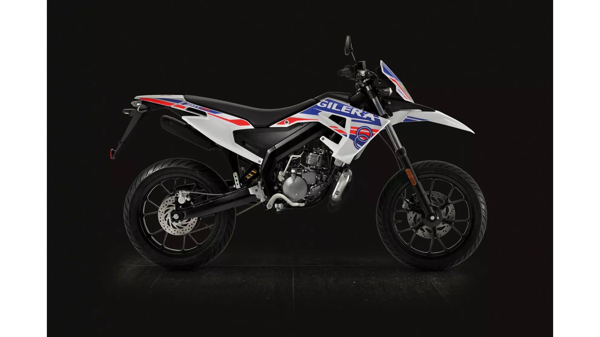 Gilera SMT 50 2T - Image 1 Gilera SMT 50 2T - Image 1