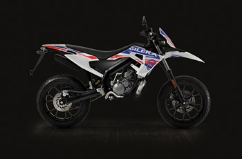 Gilera SMT 50 2T 2018 - Bild 3 Gilera SMT 50 2T 2018 - Bild 3