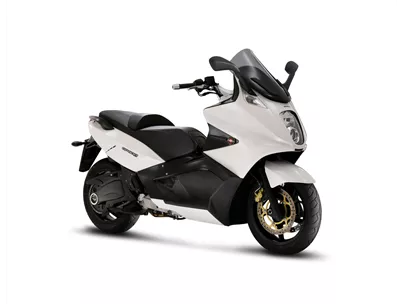 Gilera GP 800 2018 Gilera GP 800 2018