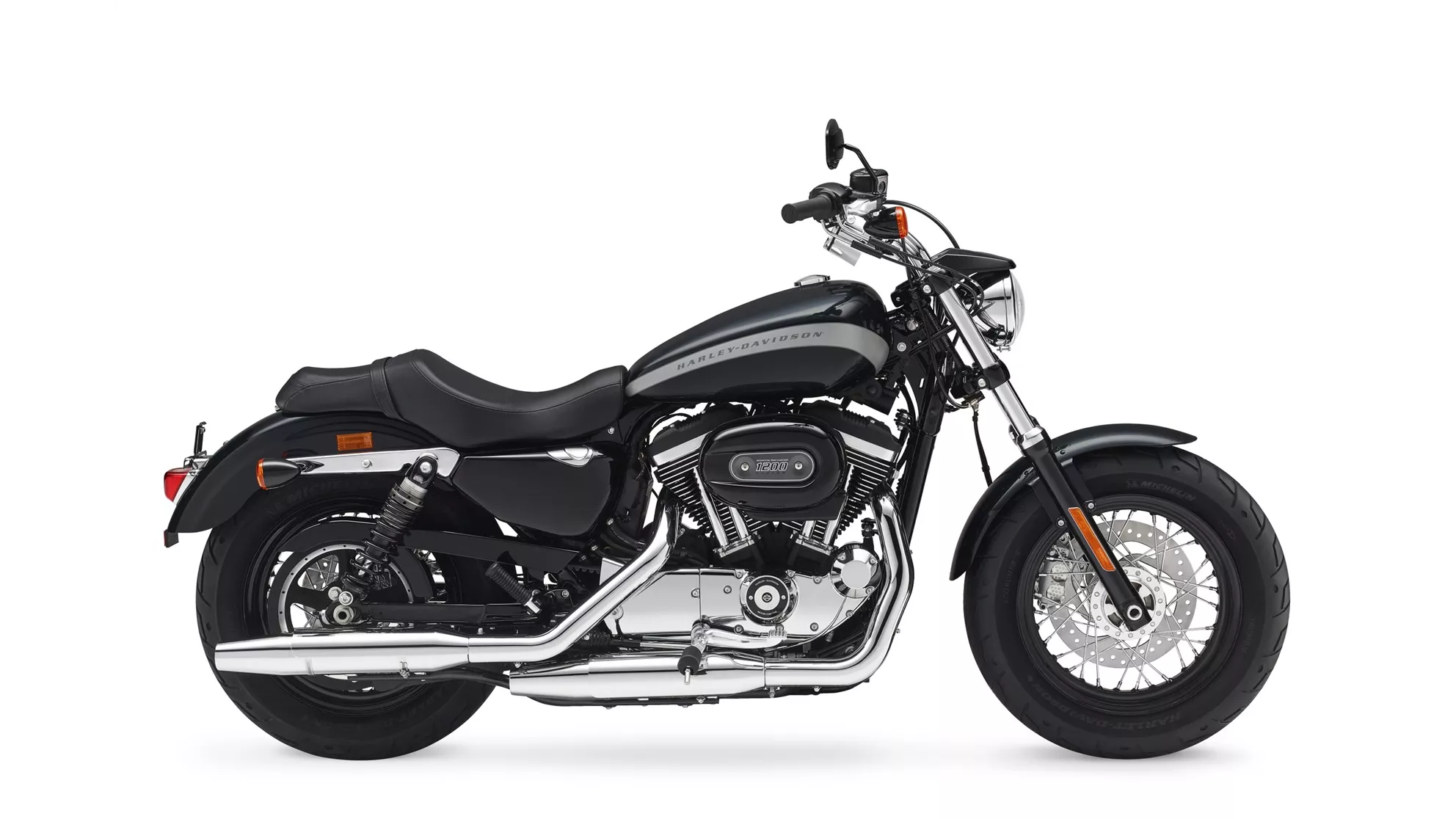 Harley-Davidson Sportster XL 1200C Custom - Image 10 Harley-Davidson Sportster XL 1200C Custom - Image 10