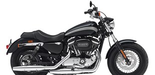 Harley-Davidson Sportster XL 1200C Custom 2018 vs Honda VT 750 S 2012