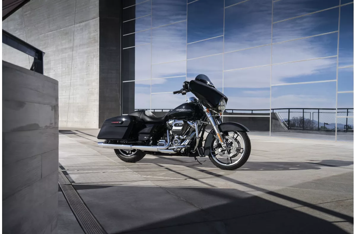 Harley-Davidson Street Glide FLHX Harley-Davidson Street Glide FLHX
