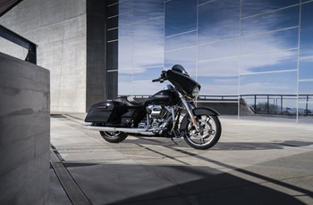 Harley-Davidson Street Glide FLHX 2018 - Bild 2