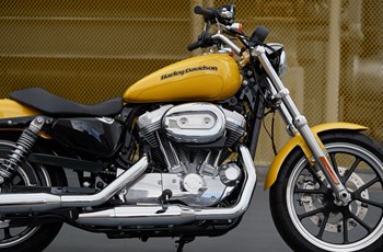 Harley-Davidson Sportster XL 883 L SuperLow 2018 - Bild 5