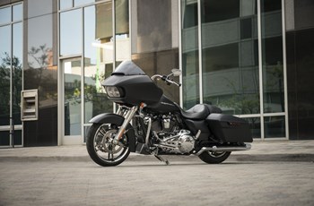 Harley-Davidson Road Glide FLTR 2018 - Bild 2