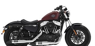 Harley-Davidson Sportster XL 883 N Iron 2010 vs Harley-Davidson Sportster XL 1200X Forty-Eight 2018
