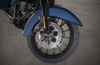 Harley-Davidson CVO Street Glide FLHXSE 2018 - Bild 7 Harley-Davidson CVO Street Glide FLHXSE 2018 - Bild 7